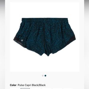 Lululemon Hotty Hot Low Rise 2”. Pluse Capri Black. Size 2